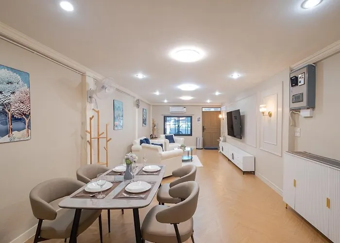 Baan Sukhumvit 101 別荘 バンコク都